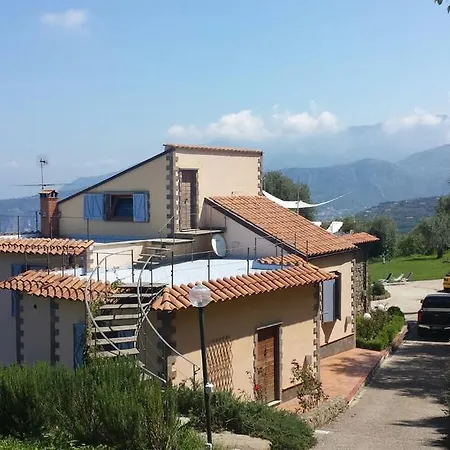 Li Schisani Tatil Evi *